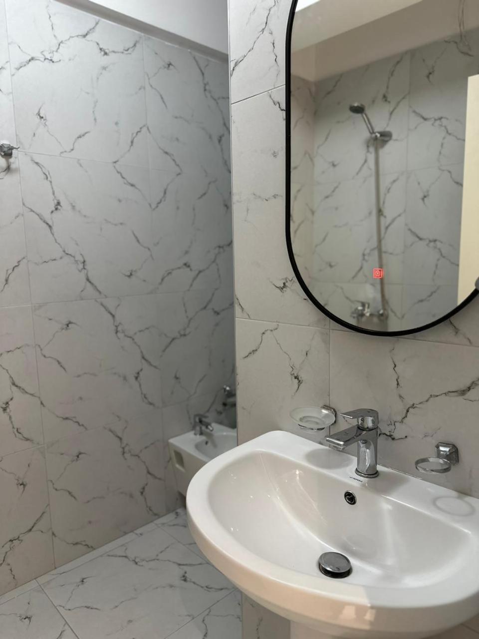Agate City Center Apartment Tirana Zewnętrze zdjęcie