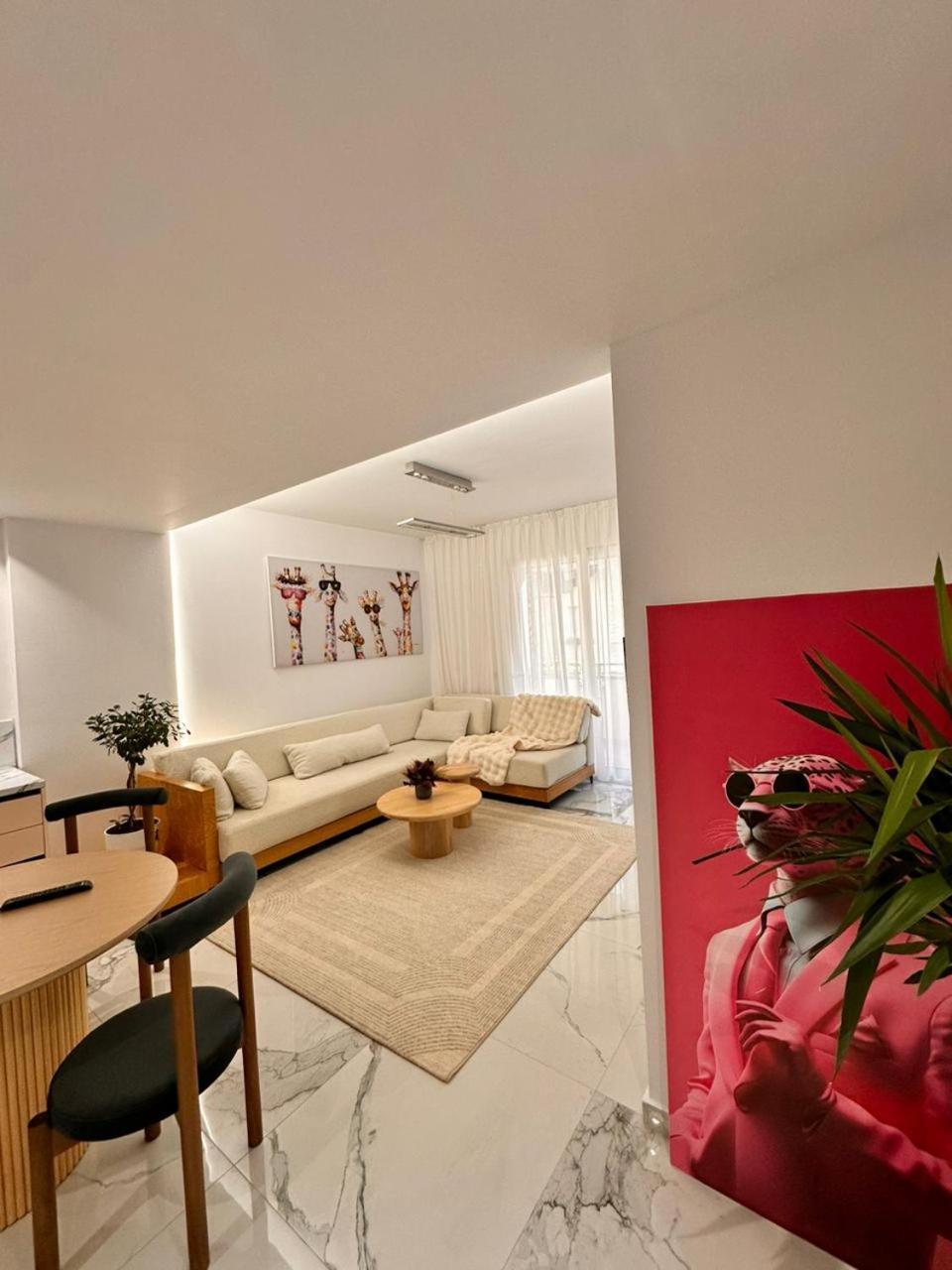 Agate City Center Apartment Tirana Zewnętrze zdjęcie