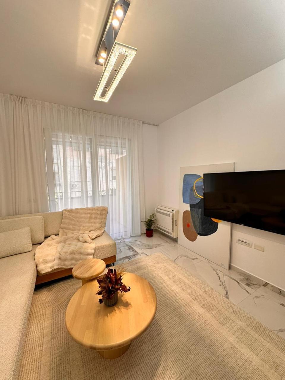 Agate City Center Apartment Tirana Zewnętrze zdjęcie